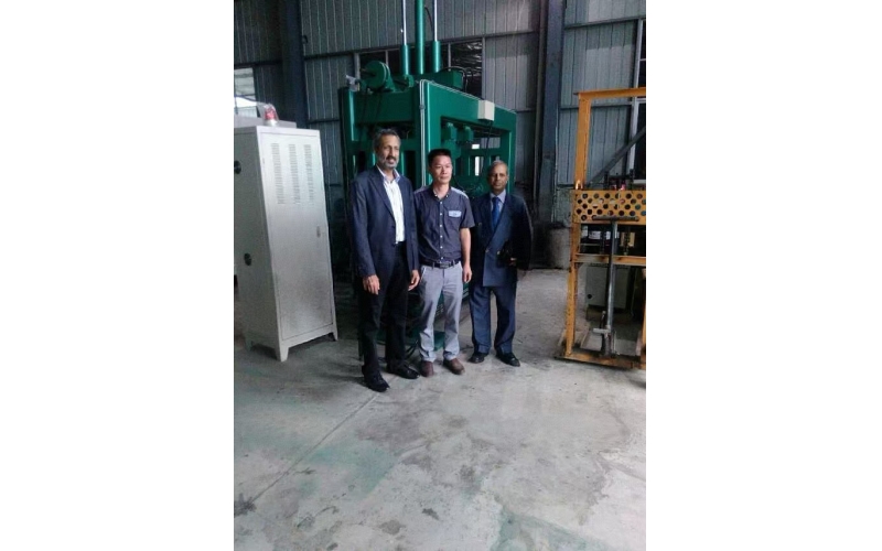 來自阿曼及烏克蘭合作伙伴